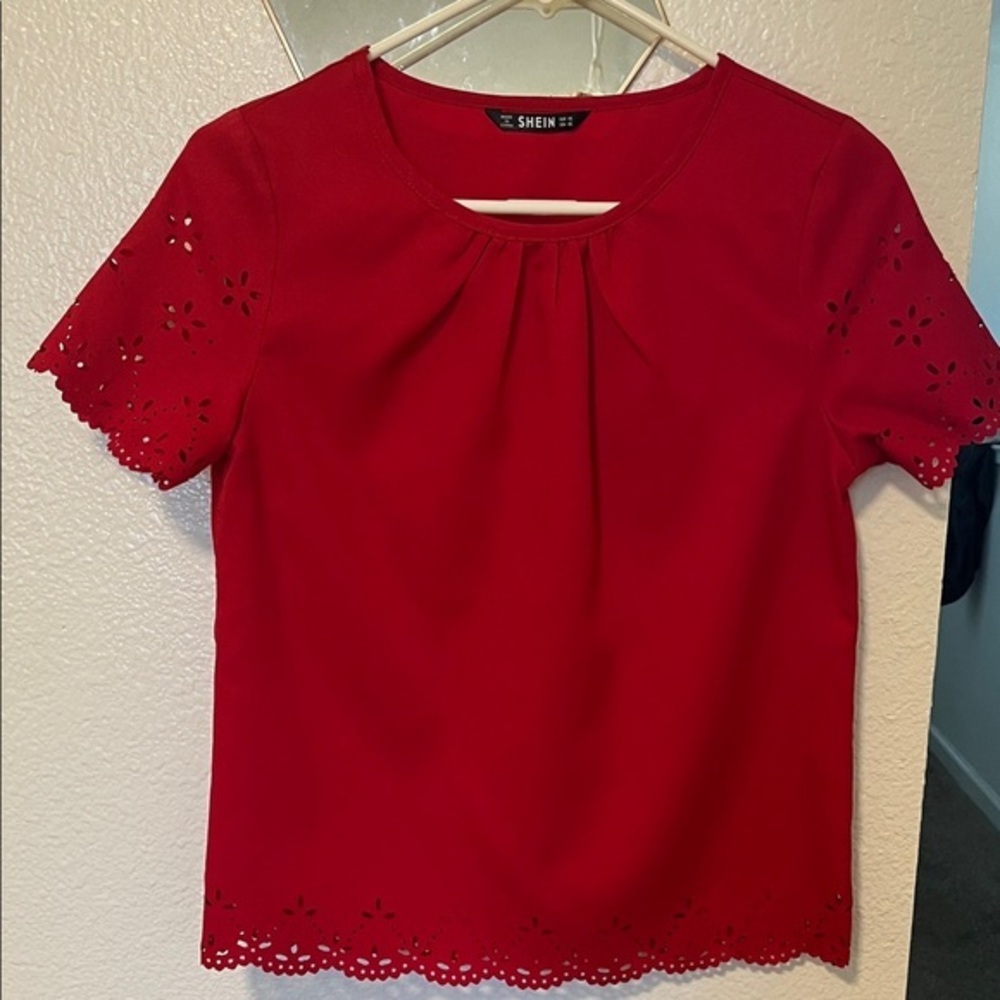 SHEIN Red Eyelet Sleeve Blouse‎